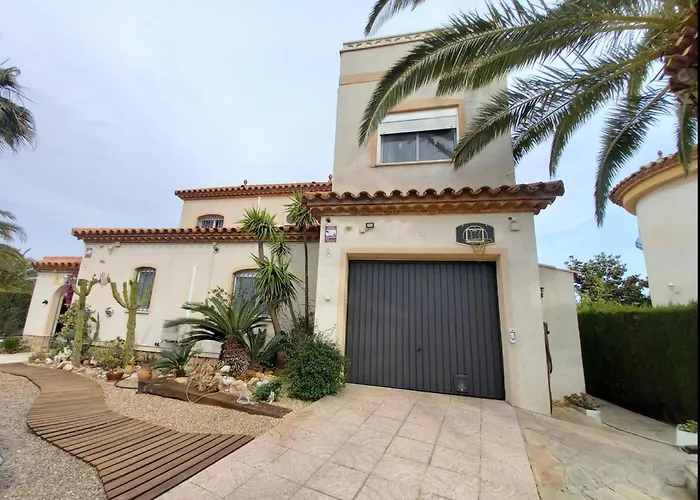 33 Salvador Tatil Evi